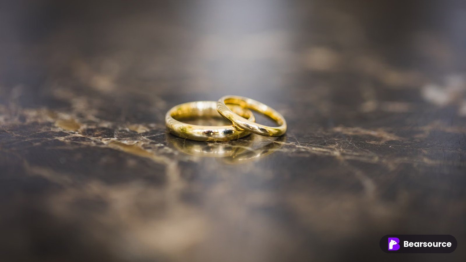 Eigenen Schmuck herstellen lassen: Metalle, Beschichtung und warum Schmuck grün färbt